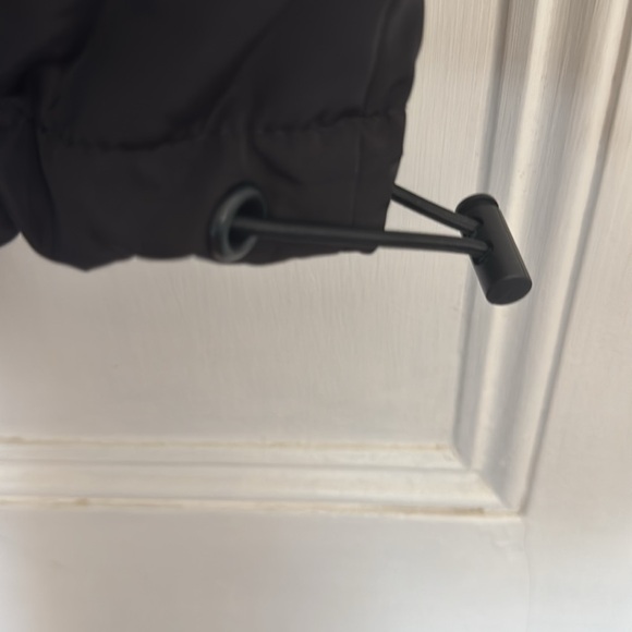 NWT HM Puffer Vest - Picture 3 of 3